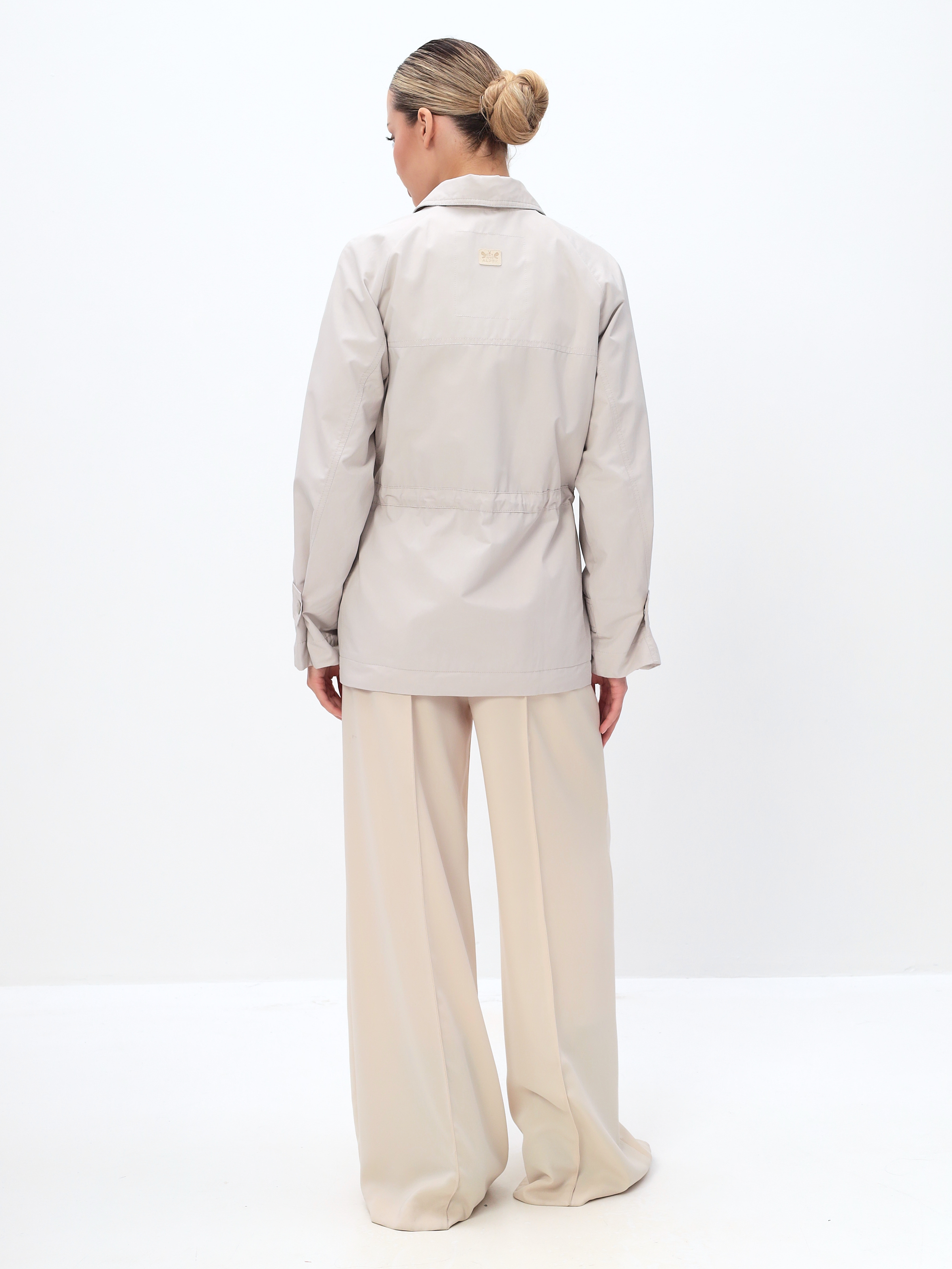 Куртка ветрозащитная женская TRF16-426