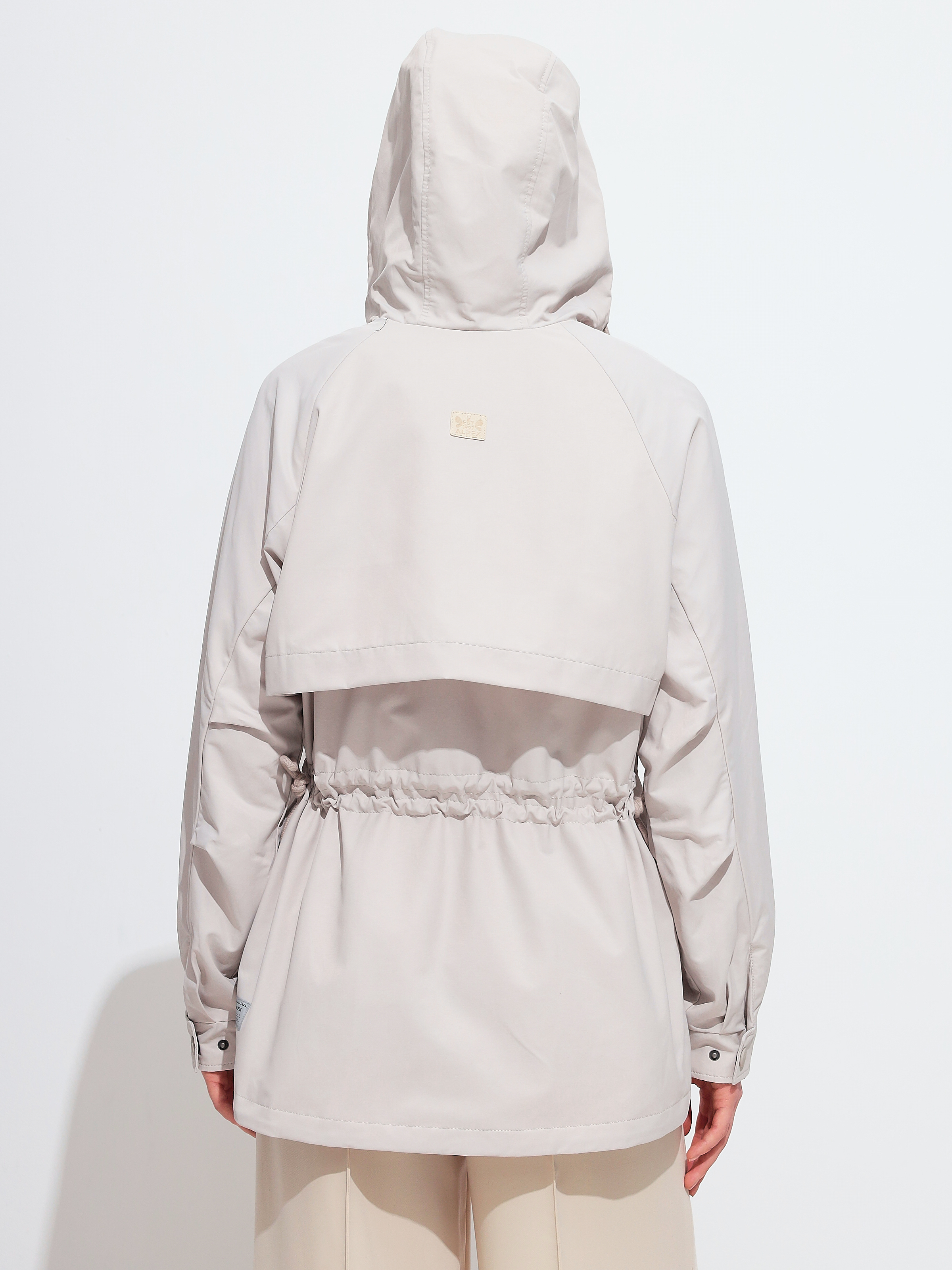 Куртка ветрозащитная женская TRF16-424